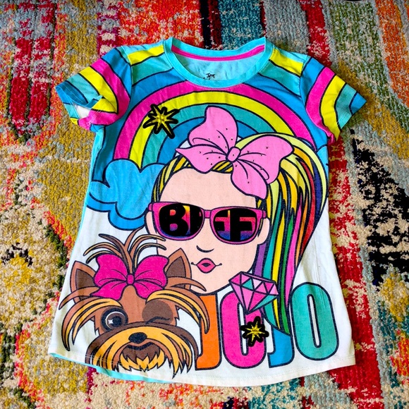 🧜🏼‍♀️3 for $15 item!🧜🏼‍♀️ jojo tee - Picture 1 of 2